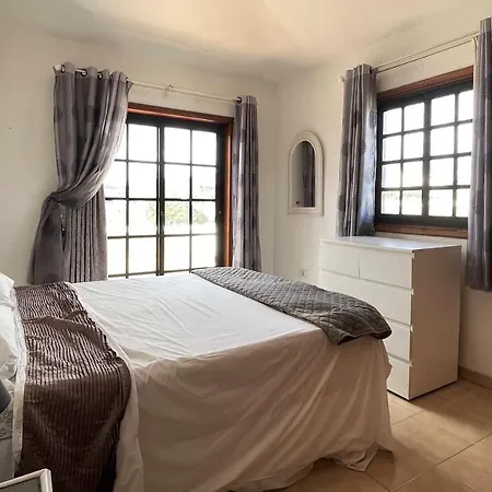 Amarilla Golf Suite Semesterbostad
