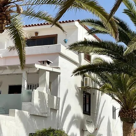Amarilla Golf Suite Σπίτι διακοπών